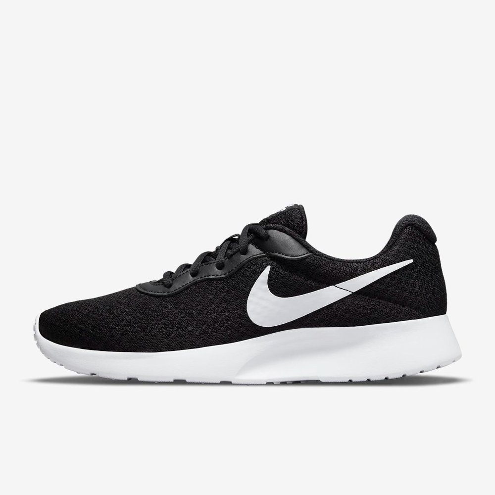 Black Nike Tanjun Women's Shoes